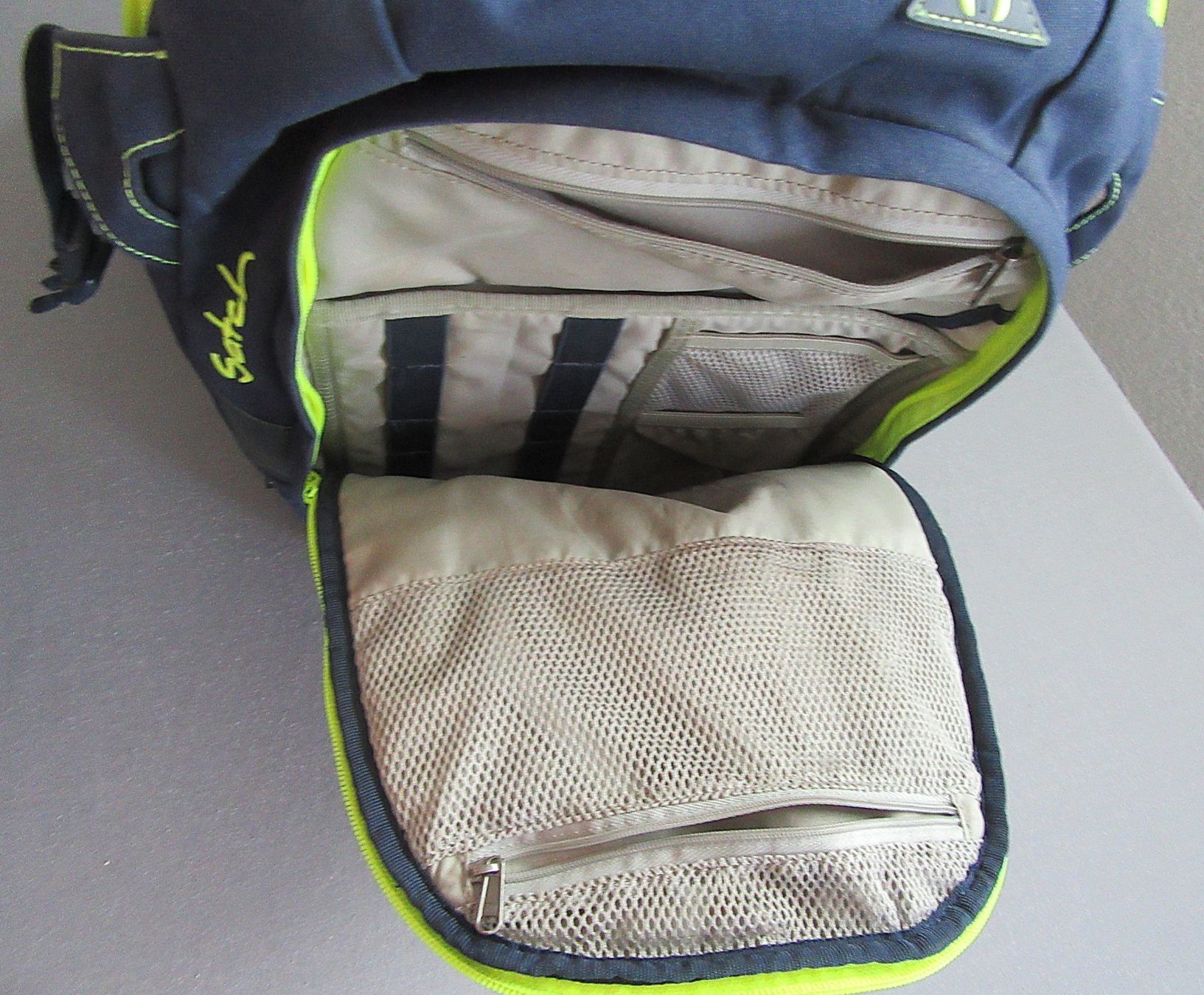 Satch Zaini: Schulthek Satch - Schulrucksack - Schulranzen – Usato da Auenstein venduto da Padabimbim 7