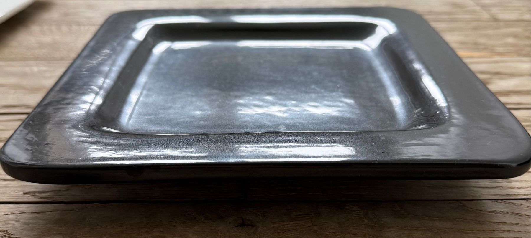 Linck Plateaux: Schwarze Platte / Teller Margrit Linck – D'occasion à Luzern par Mamutpe 1
