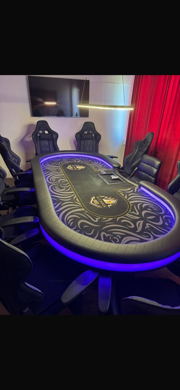 Tables: Pokertisch – D'occasion à Härkingen par Youshpe 1