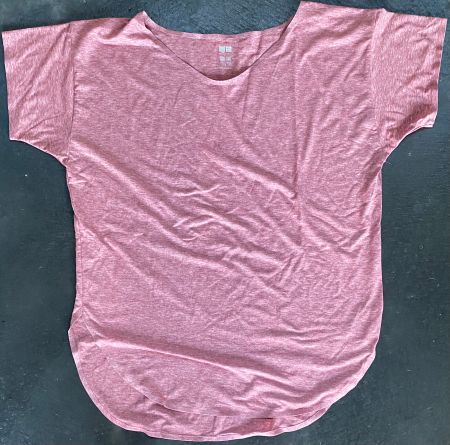 Airism T-Shirt Uniqli Small