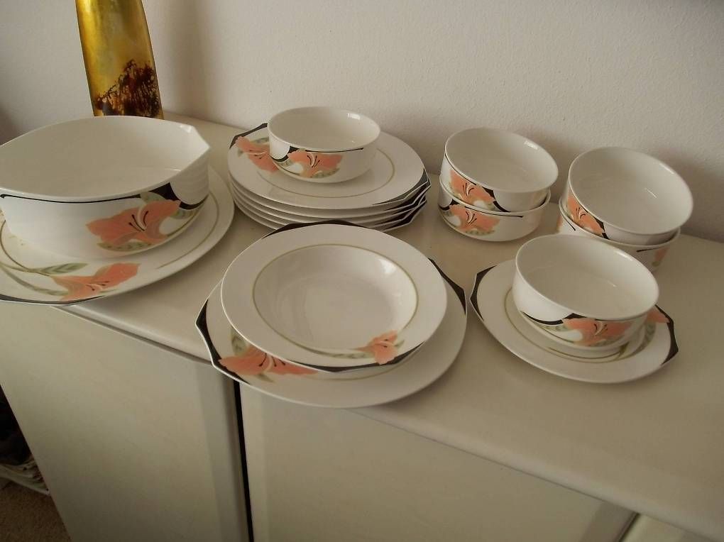 Set di piatti: Villeroy & Bosh – Usato da La Conversion venduto da Bloublou