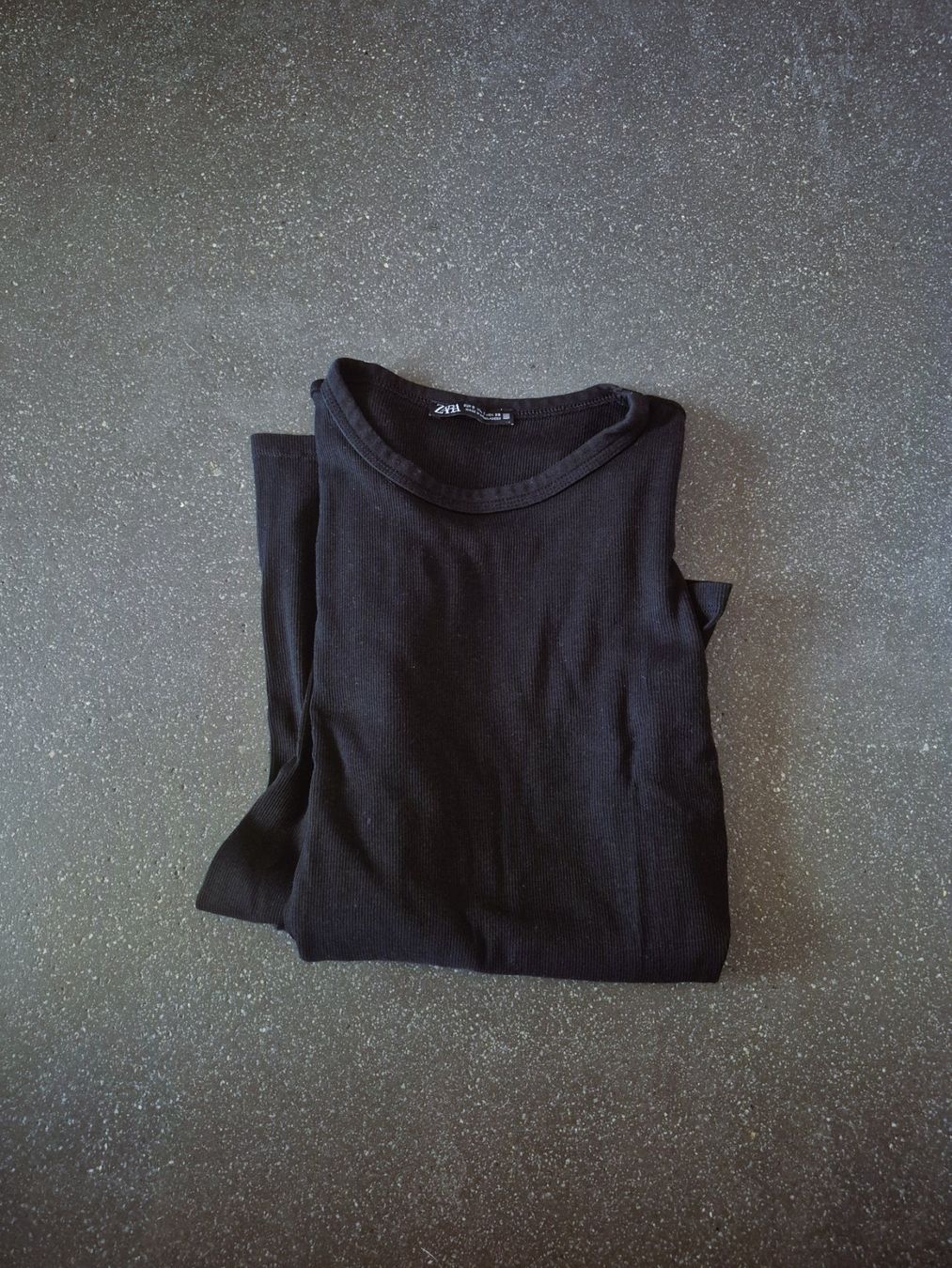Zara Pullover & Sweatshirts: Langarmshirt Grösse S von ZARA – Gebraucht aus St. Gallen von Amelie_73 1