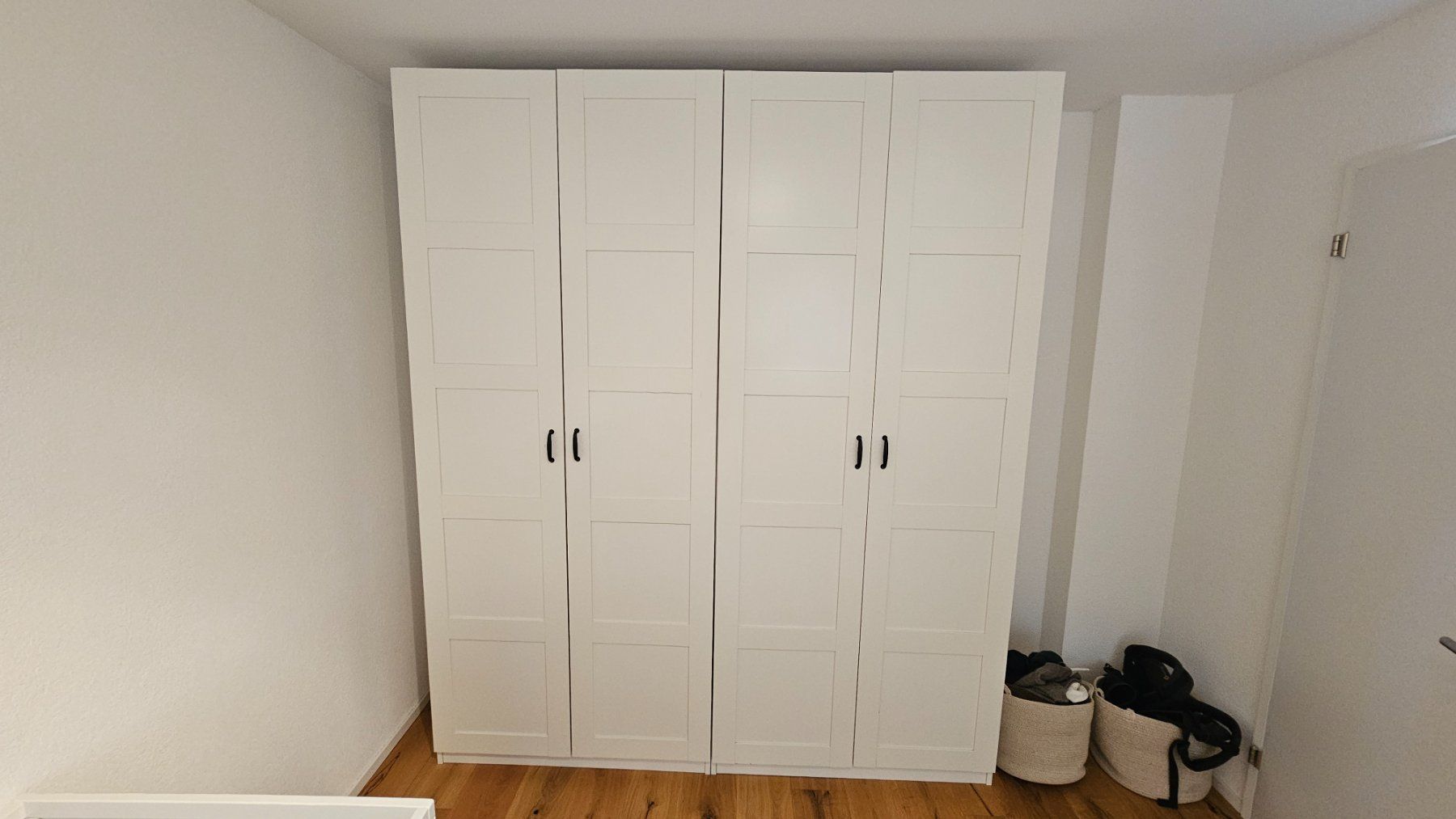 Ikea Armoires: IKEA PAX Kleiderschrank-System – D'occasion à Bassersdorf par Sunseekker1