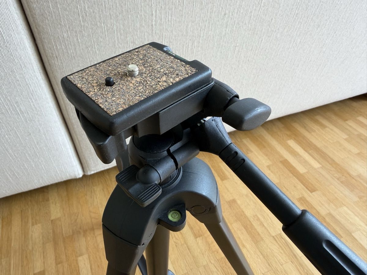 Hama Trépieds & Accessoires: Stativ Hama Profil Duo II - gebraucht – D'occasion à St. Gallen par yan_yg5n 1