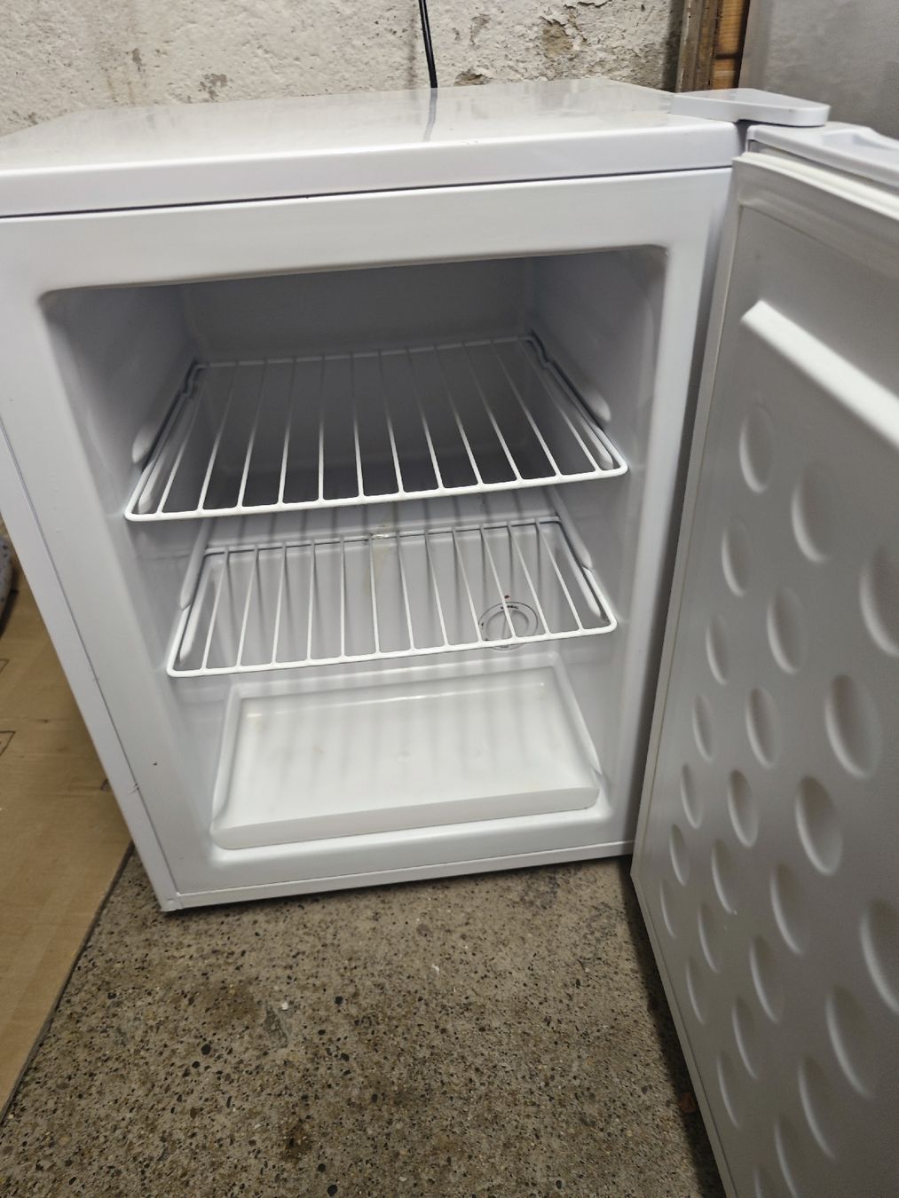 Gefrierschrank: Kibernetik TK60L Gefrierschrank 42L7 – Gebraucht aus Balsthal von tudorf 2