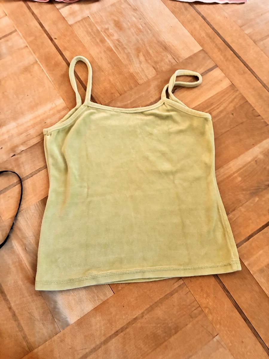 Top: 7 ladies tank tops – Usato da Zürich venduto da mesmainc 7