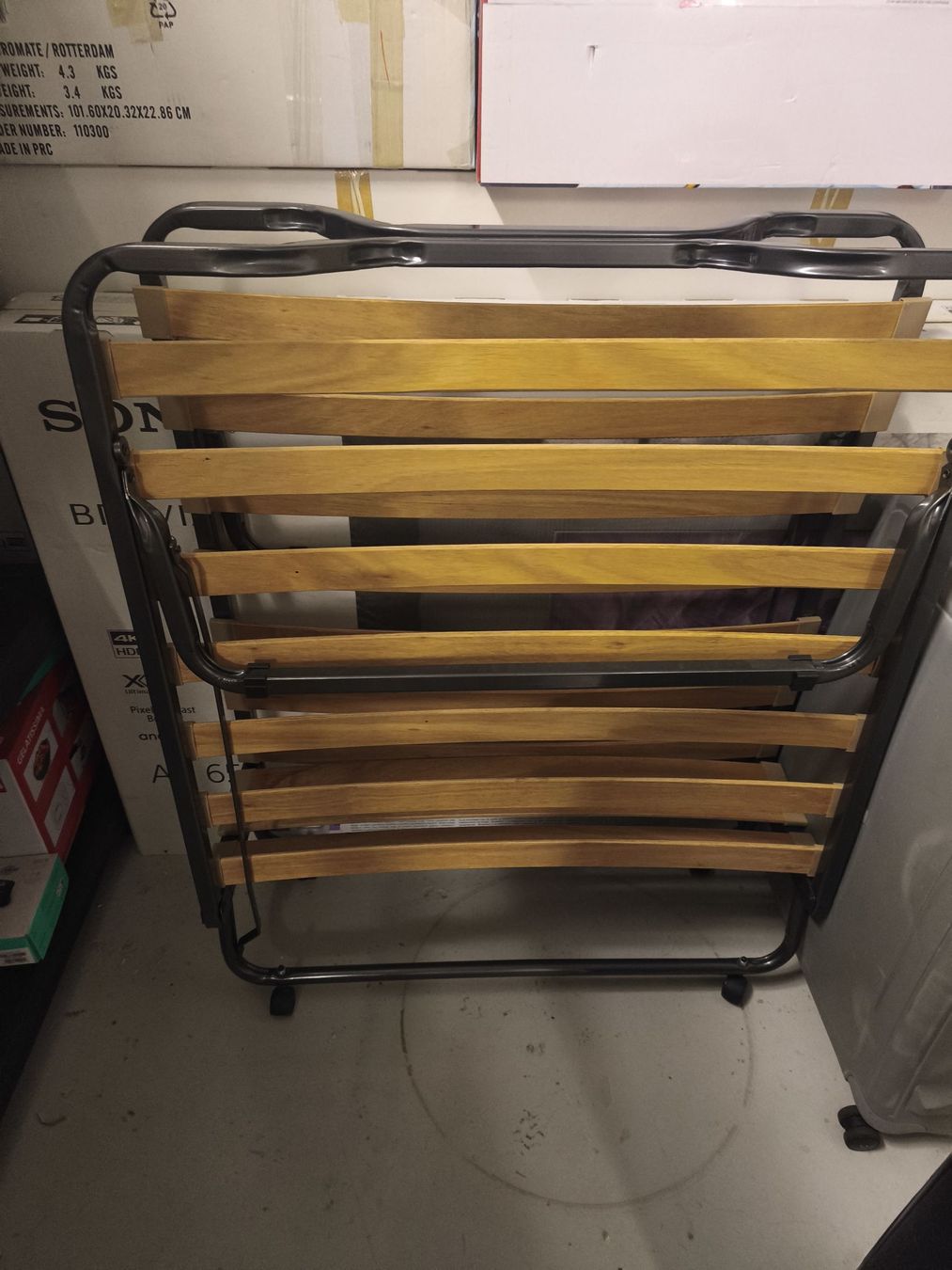 Reti a doghe: Folding Bed Frame Wooden Slats Metal Base – Nuovo (secondo la descrizione) da Dübendorf venduto da naj_szp5