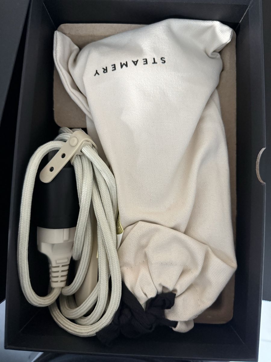 Steamery Ferri da stiro: Cirrus 3 Handheld Iron Steamer - NEW – Nuovo e nell'imballaggio originale da Boswil venduto da Tamara_Vanessa92 1