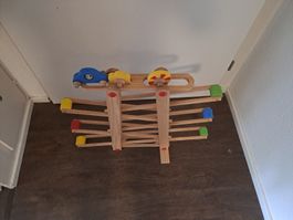 Holz Kugelbahn mit 3 Teilen - tolles Spielzeug!