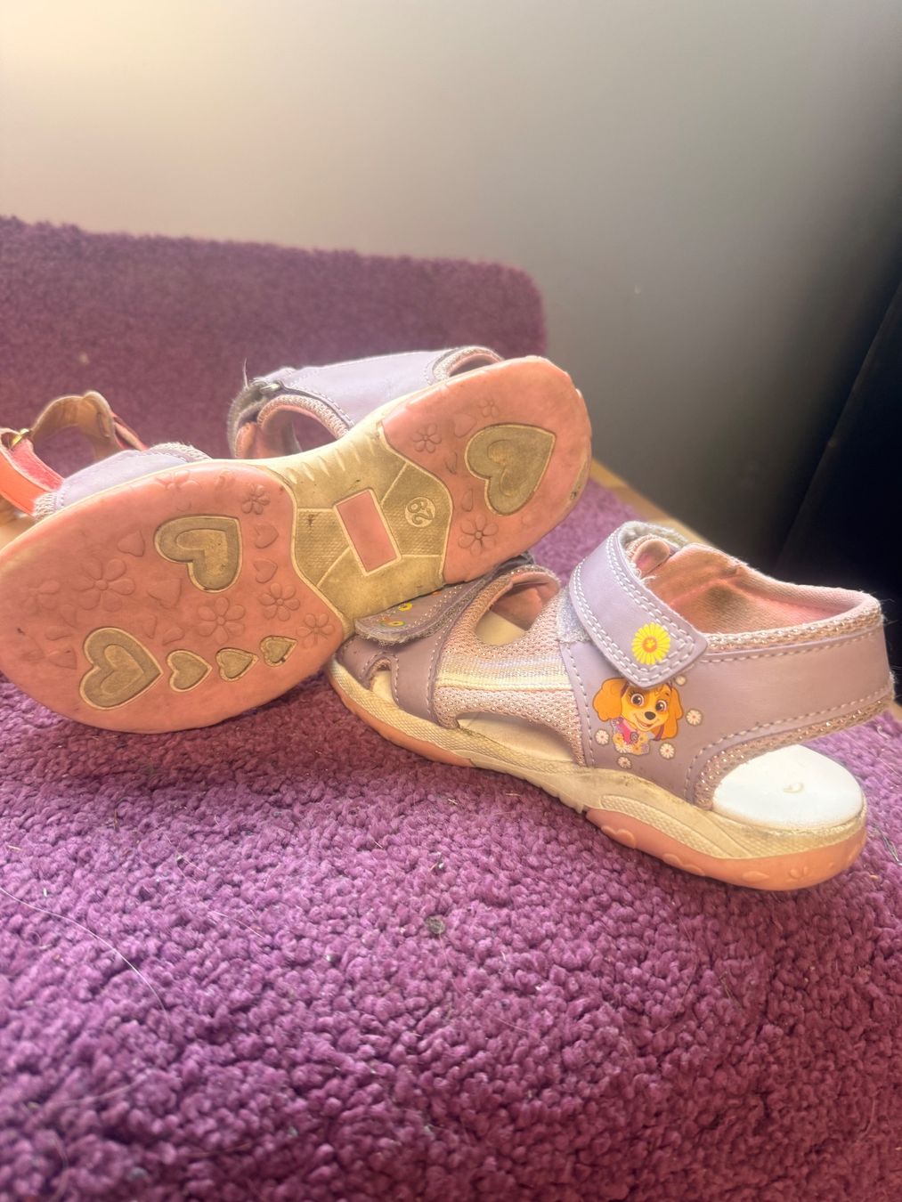 Scarpe per ragazze: Sandale Mädchen, Gr. 29, 2 Paar – Usato da Klingnau venduto da Nirvana 1