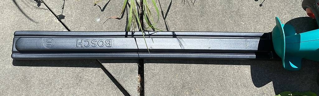 Bosch Tutti gli attrezzi: BOSCH AHS 6000 PRO Heckenschere – Usato da Urdorf venduto da Resumasa 3
