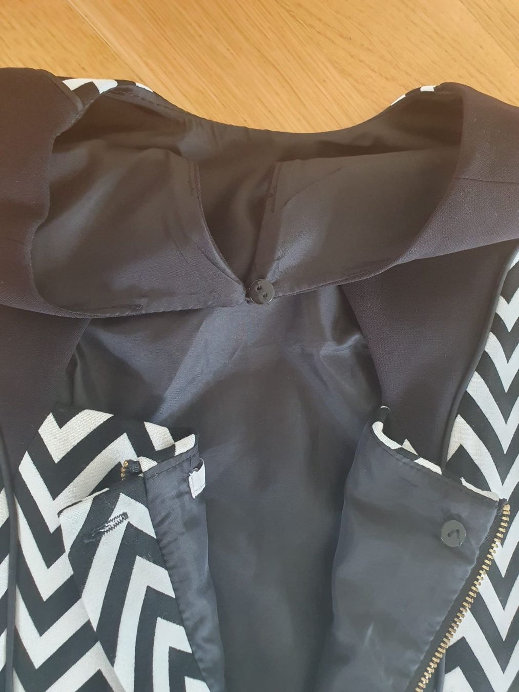 H&M Vestiti: Schwarz/weiss Kleid Gr.36 – Usato da Schaffhausen venduto da sabrina915 9
