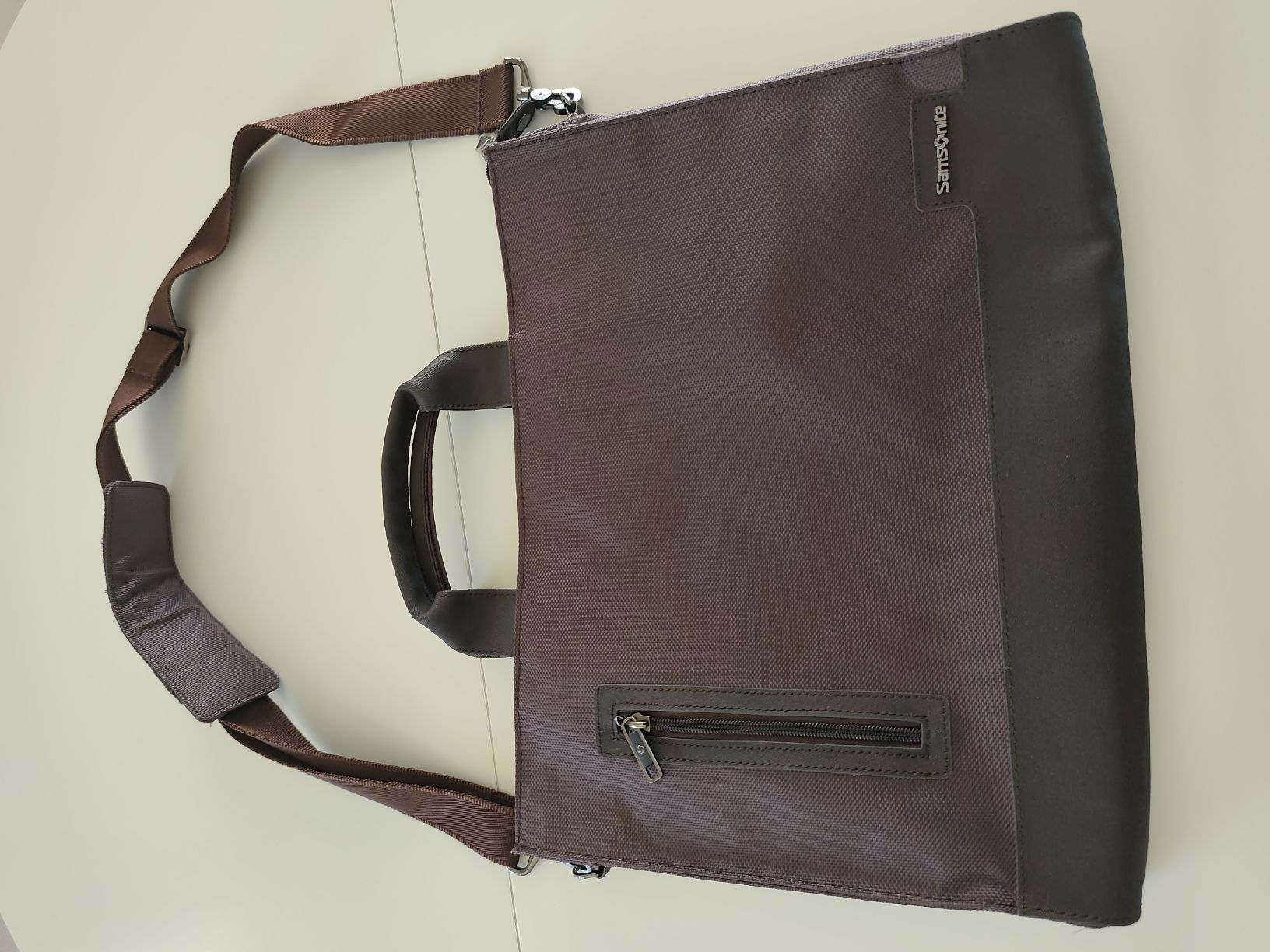 Samsonite Borse: Samsonite Laptop Tasche braun neu – Nuovo (secondo la descrizione) da Stäfa venduto da bluumartini 2