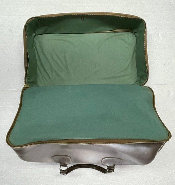 Borse: Alte Reisetasche auf Kunstleder – Usato da Oberrieden venduto da Ket25 3