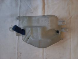 réservoir lave-glace Alfa Romeo 147