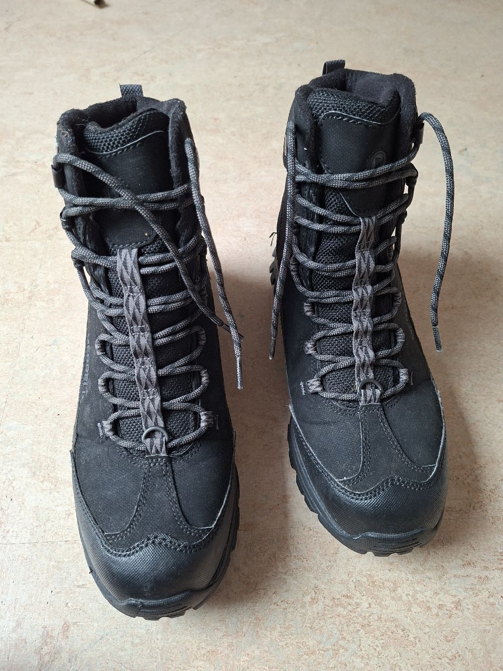 Merrell Scarpe da uomo: Merrell Wanderschuhe Gr. 46 Schwarz Top Zustand Warm – Usato da Klingnau venduto da vollmond36 1