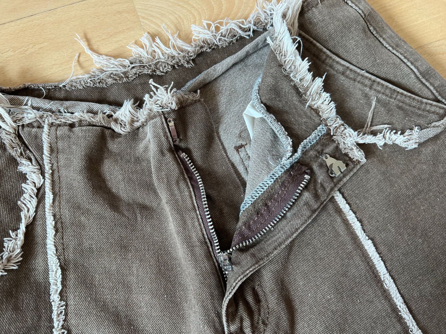 Jeans: SUMWON Jeans, Gr. 29, Braun, NEU – Nuovo e nell'imballaggio originale da Worb venduto da farben20zauber 5