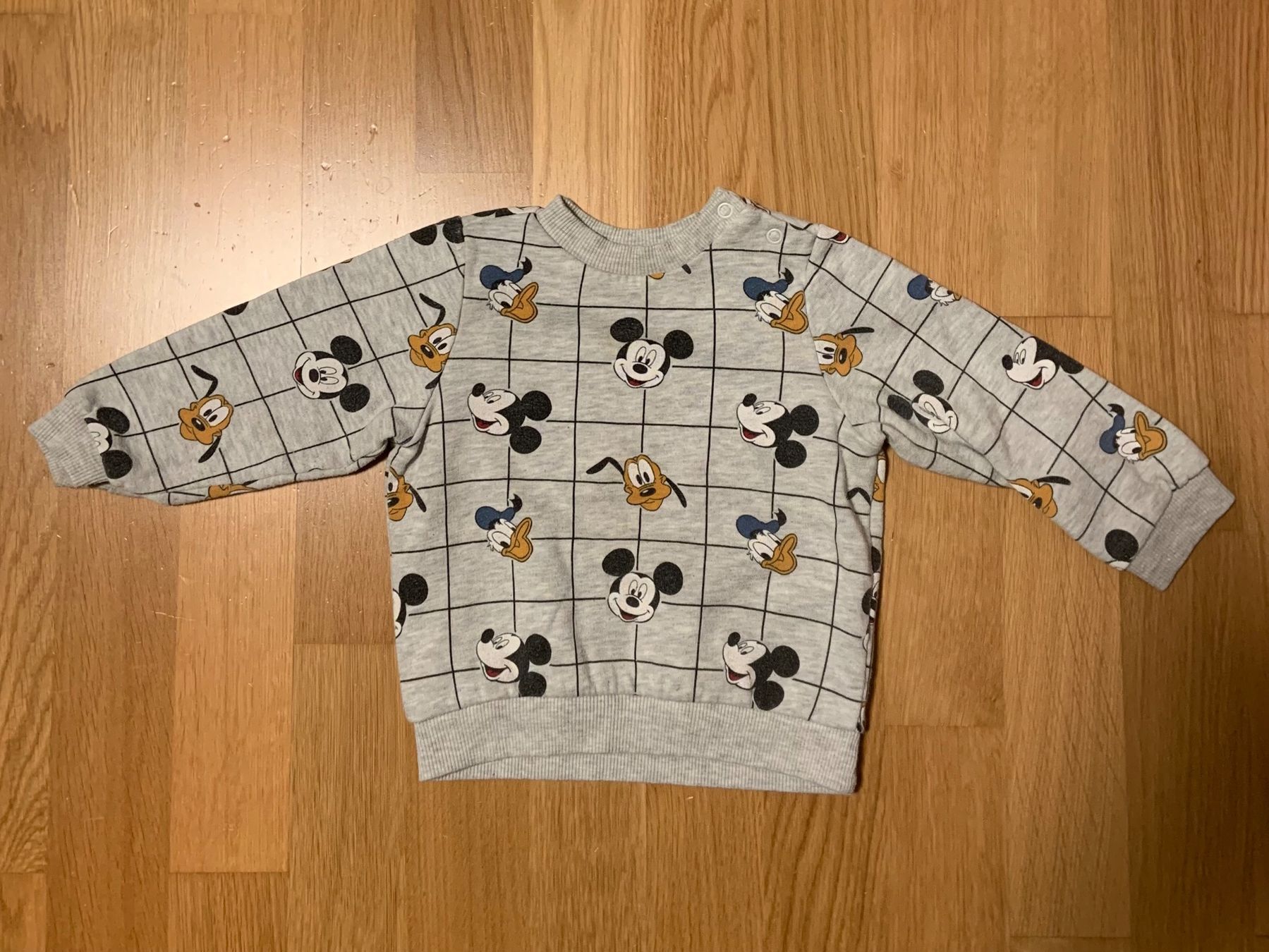 C&A Maglioni & Felpe: 2 Mickey Mouse Pullovers, Grösse 86 – Usato da Zürich venduto da bur_6jq9 2