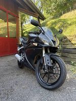 Yamaha YZF 125R