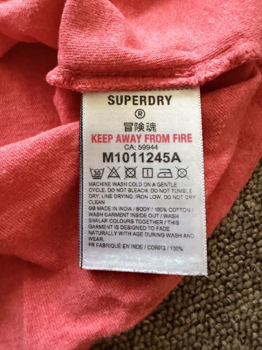 Superdry T-shirt: T- Shirt Superdry Grösse M – Usato da Kölliken venduto da Sabay2012 6
