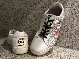 Kult Sneakers 39
