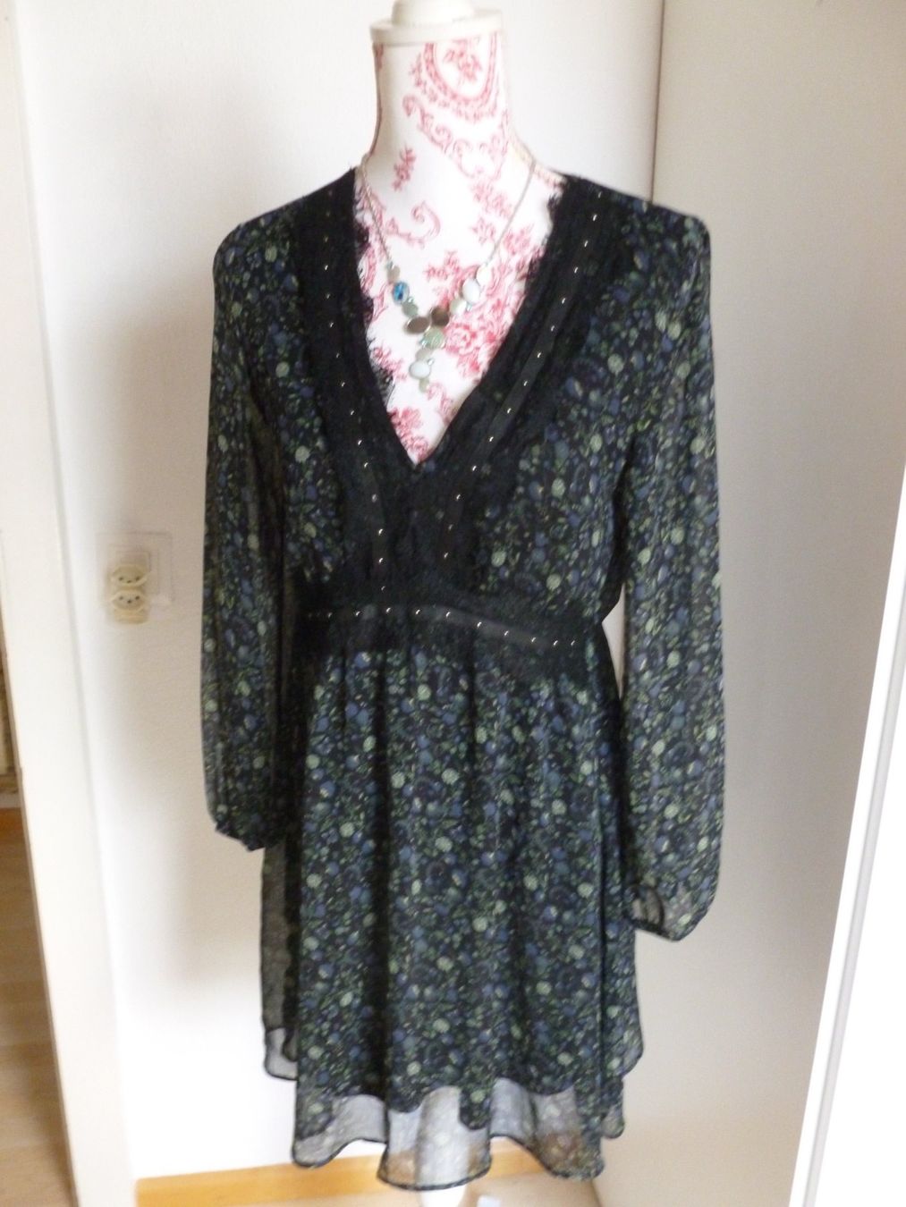 Zara Vestiti: Kleid – Usato da Arlesheim venduto da Jadur 1