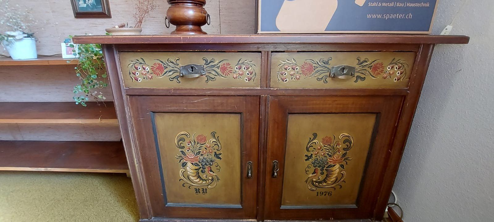 Cassettiere: Kommode mit Malerei – Usato da Othmarsingen venduto da Patricardo 1