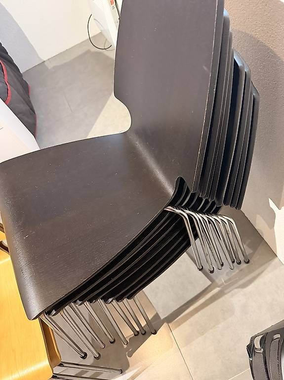 Stühle: Chaise Empilable IKEA Vilmar – Gebraucht aus St-Maurice von Gbarman 1