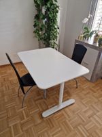 Table à manger ou bureau couleur blanche bon état