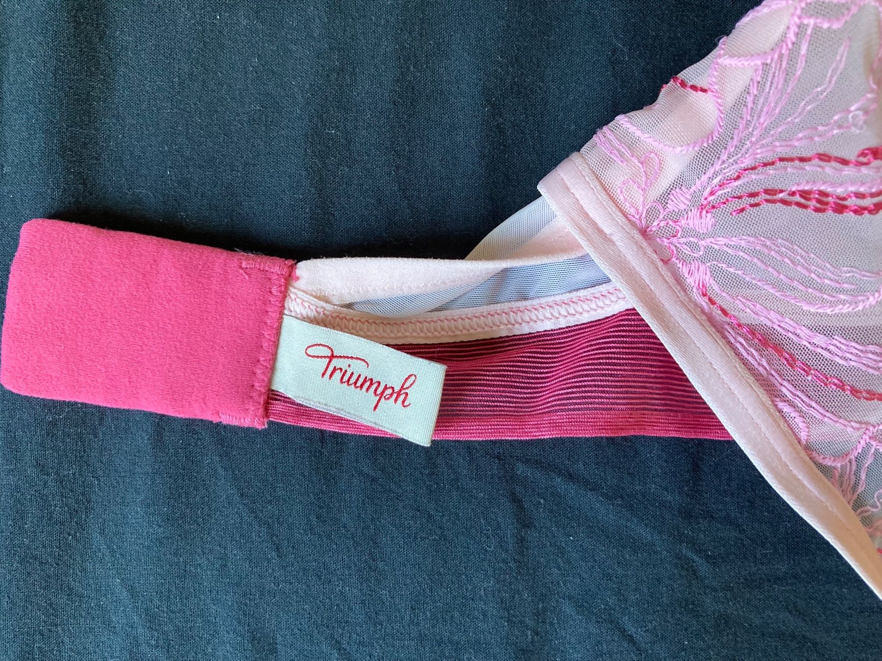 Triumph Sonstige Unterwäsche: Triumph BH Gr. 75 C, Rosa - Top Zustand! – Neu (gemäss Beschreibung) aus Niederweningen von Peugette 3
