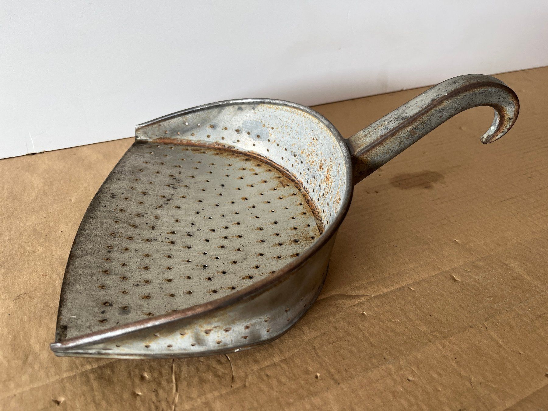 Elettrodomestici da cucina: Schöpfschaufel Schöpfkelle antik – Usato da Unterkulm venduto da esco