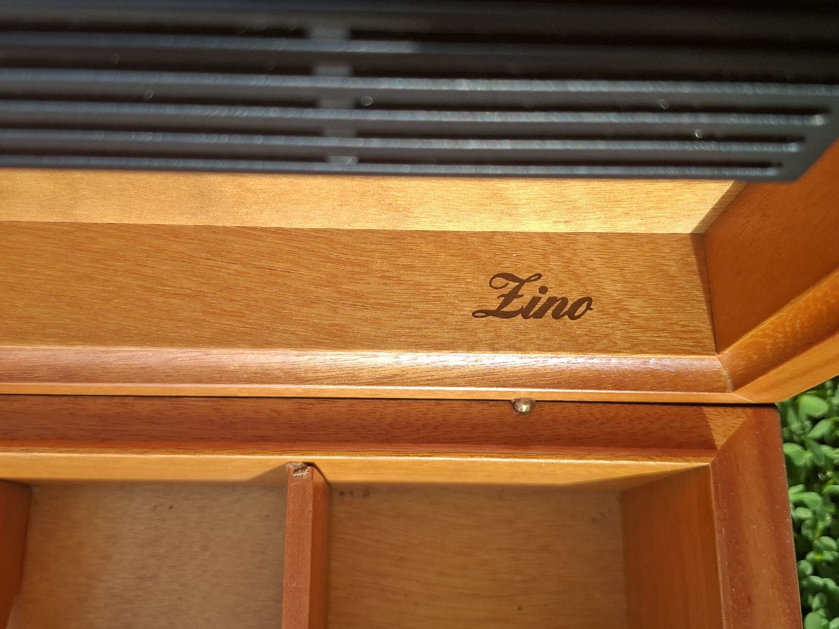 Humidor per sigari: ÄLTERER HUMIDOR VON ZINO – Usato da Reinach BL venduto da vwbora75 3