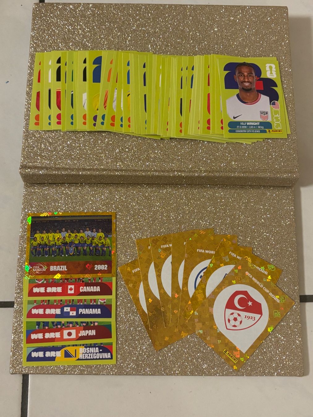 Panini Carte collezionabili: 70+ Panini mit 1FWC, 7 Flaggen, 4 Mannschaften – Nuovo (secondo la descrizione) da Bülach venduto da eleni.anna
