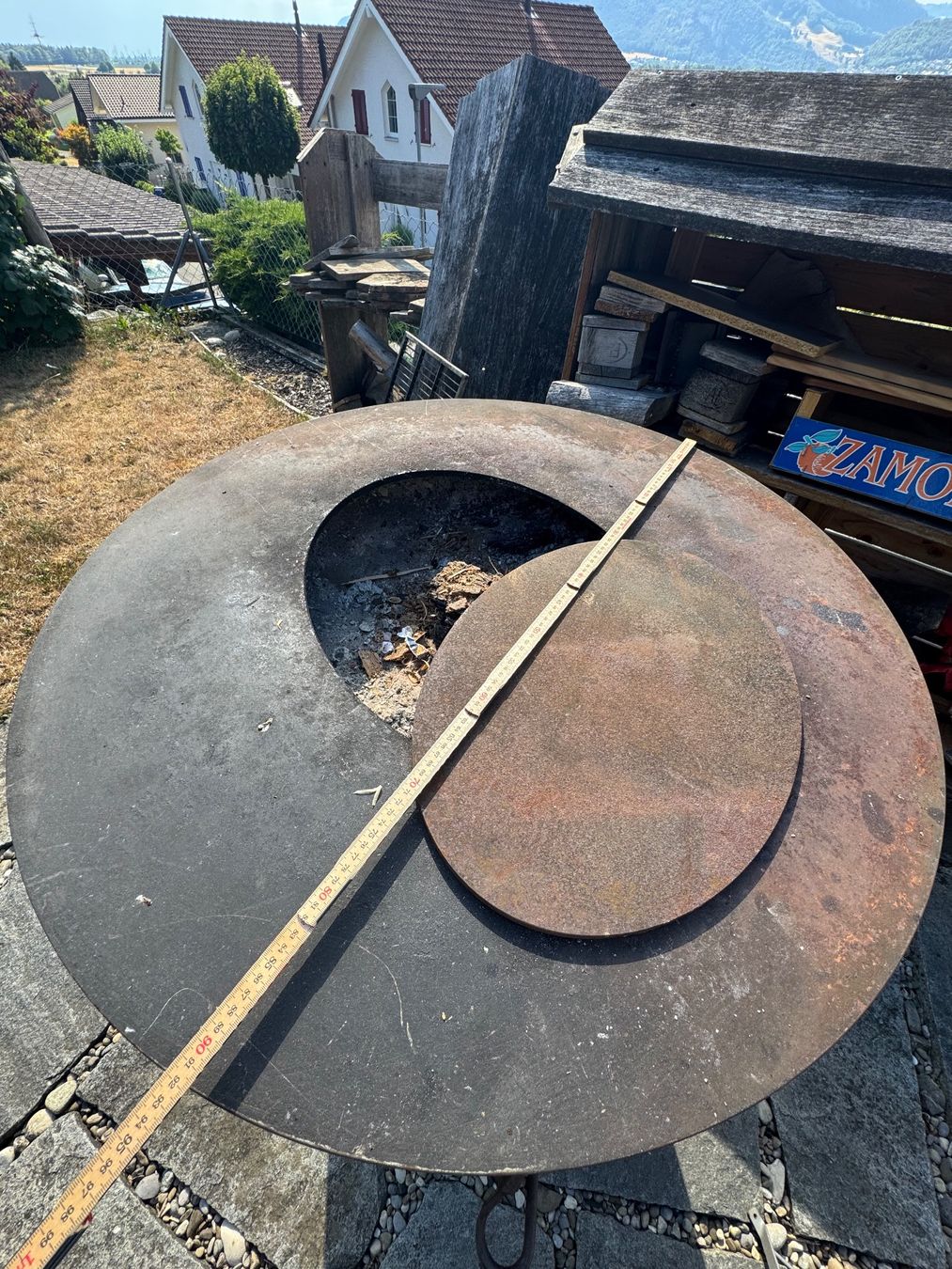 Feuerschale: Feuerschale mit Grillrost und Feuerring – Gebraucht aus Kestenholz von cvx_889vv 7