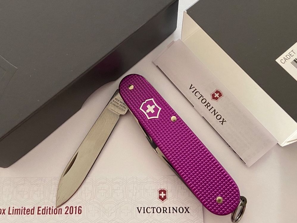 Victorinox discount cadet 2016