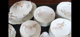 Magnifique service Limoges fleurs sauvages  peintes