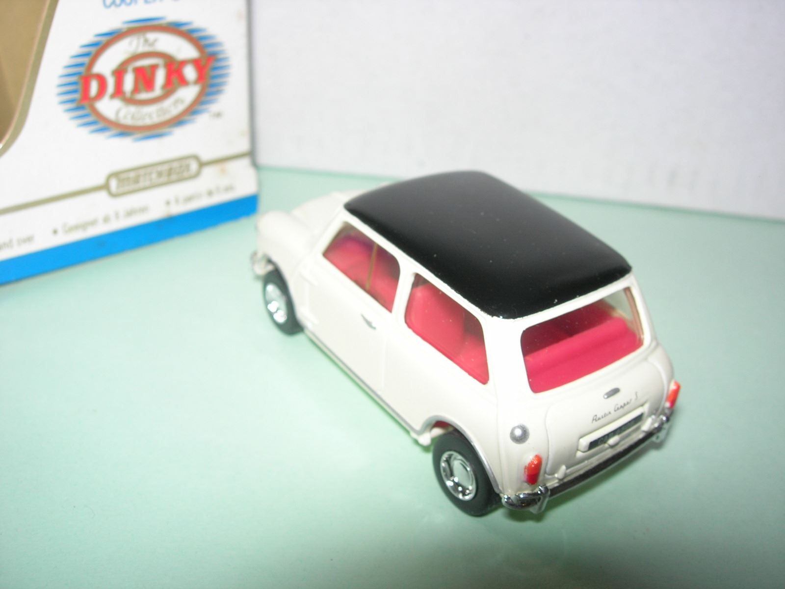 Dinky Toys Modellini d'auto: Austin Mini Cooper "S" 1964 ° Dinky 1:43 – Nuovo e nell'imballaggio originale da Hornussen venduto da Amw 2