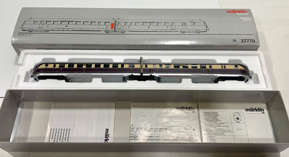 Märklin H0 - 37770 - Pociąg marszrutowy - BR SVT 137