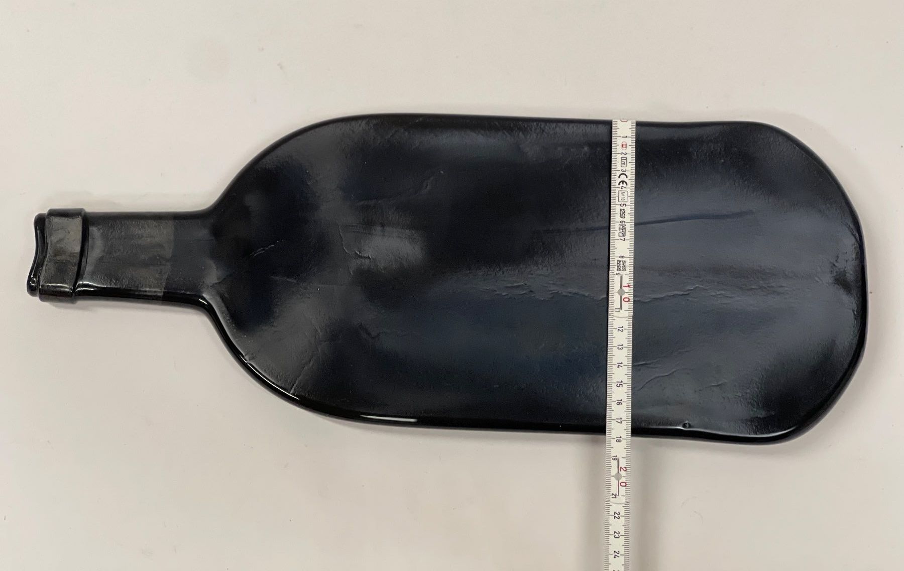 Alle Dekorationen: Schwarze geschmolzene Weinflasche, Käseplatte – Neu (gemäss Beschreibung) aus Olten von ELHANDEL 5