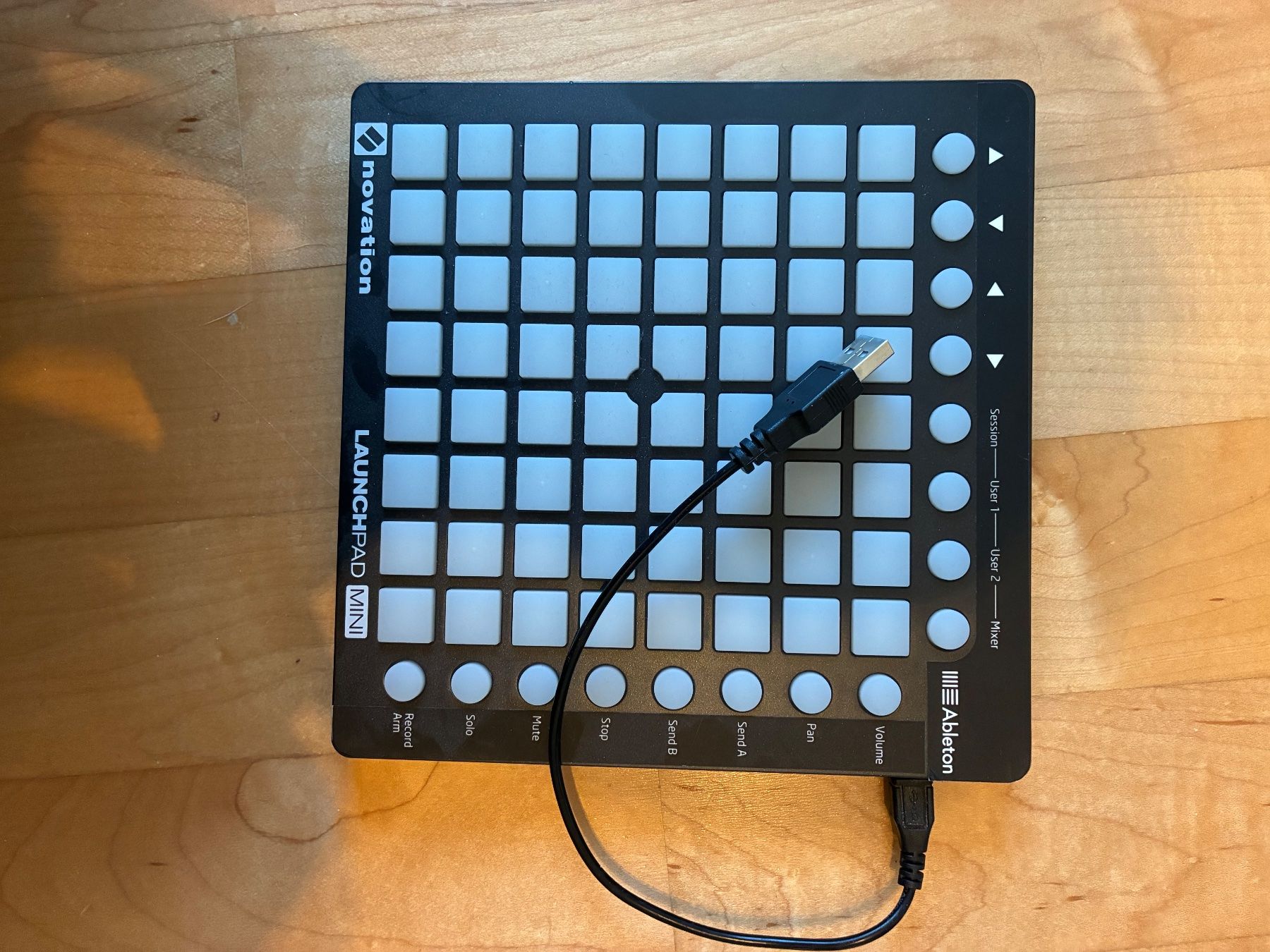 Novation Musikinstrumente: Launchpad Mini Mk3 – Gebraucht aus Niederglatt ZH von Yuucki 2
