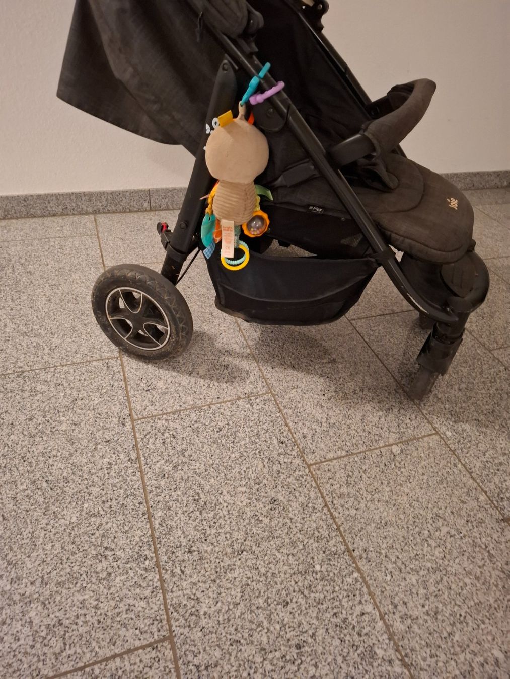 Joie Carrozzine: Joie Mytrax mit Gummiräder – Usato da Moosleerau venduto da Sch_829l 1