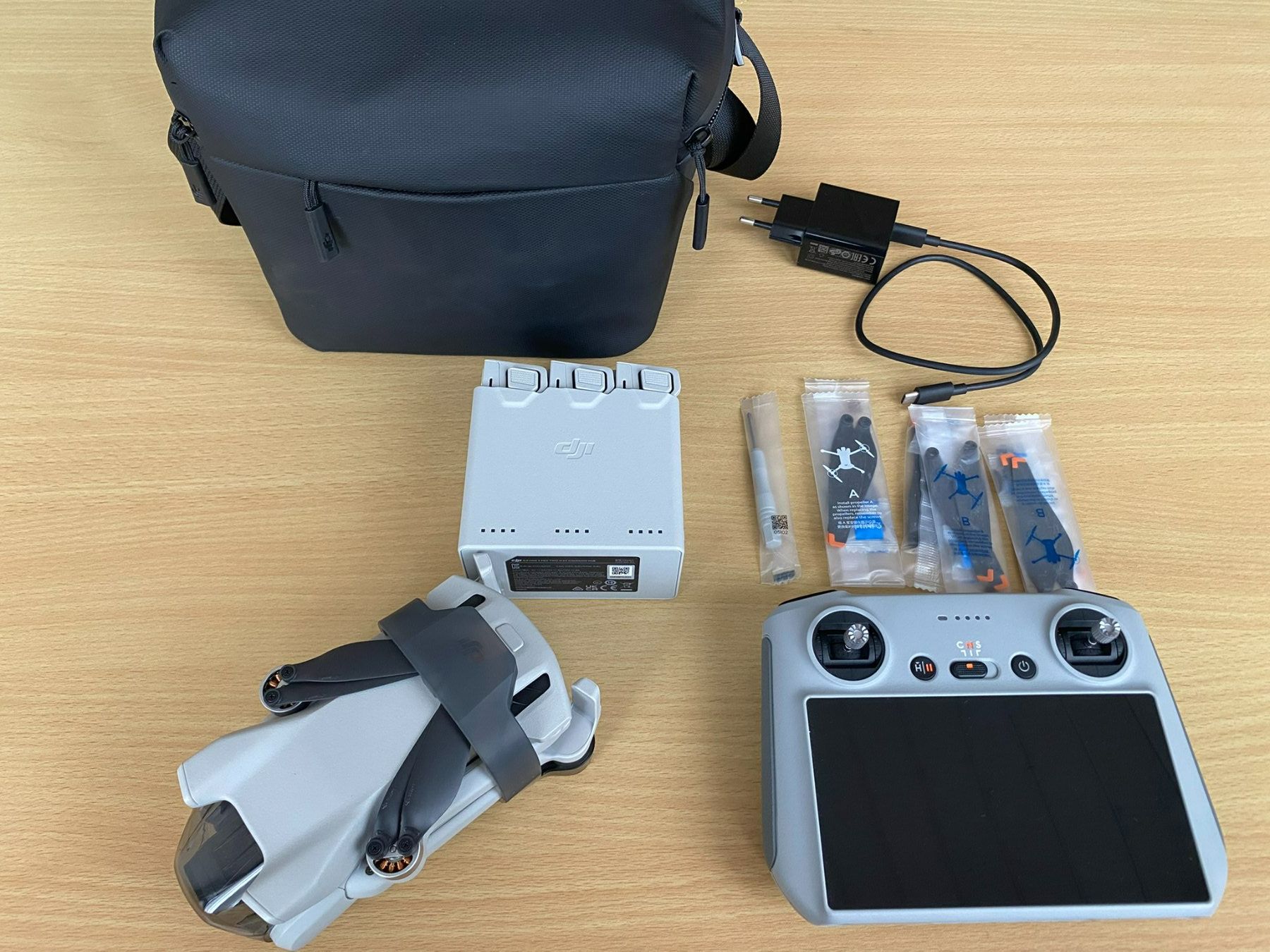 DJI Modellismo RC: DJI Mini 3 Fly More Combo – Usato da Delémont venduto da jaquflo