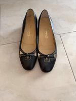 Ballerinas mit Absatz