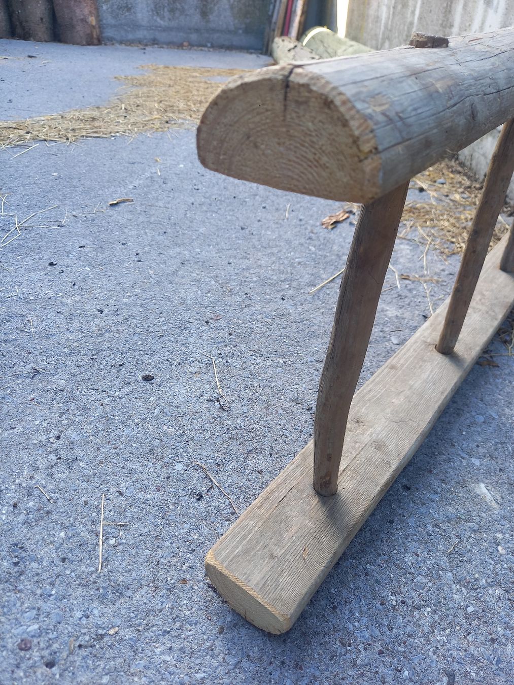 Leitern: Schöne Holzleiter mit 3 Sprossen gebraucht – Gebraucht aus Galgenen von Allerlei8854 8