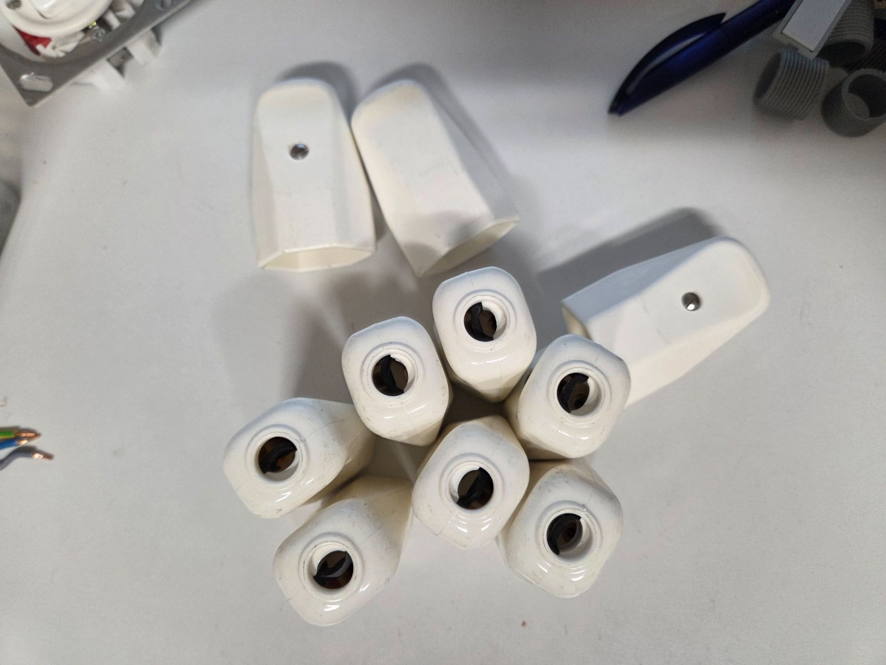Spine: T13, L+N+PE 10A 250V Kupplung – Nuovo (secondo la descrizione) da Zürich venduto da eymen20 4