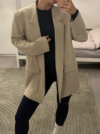 Blazer oversize SISLEY (230 CHF) Taille M/L  