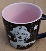 Marilyn Monroe Tasse, neu, schwarz-rosa, Sammlerstück