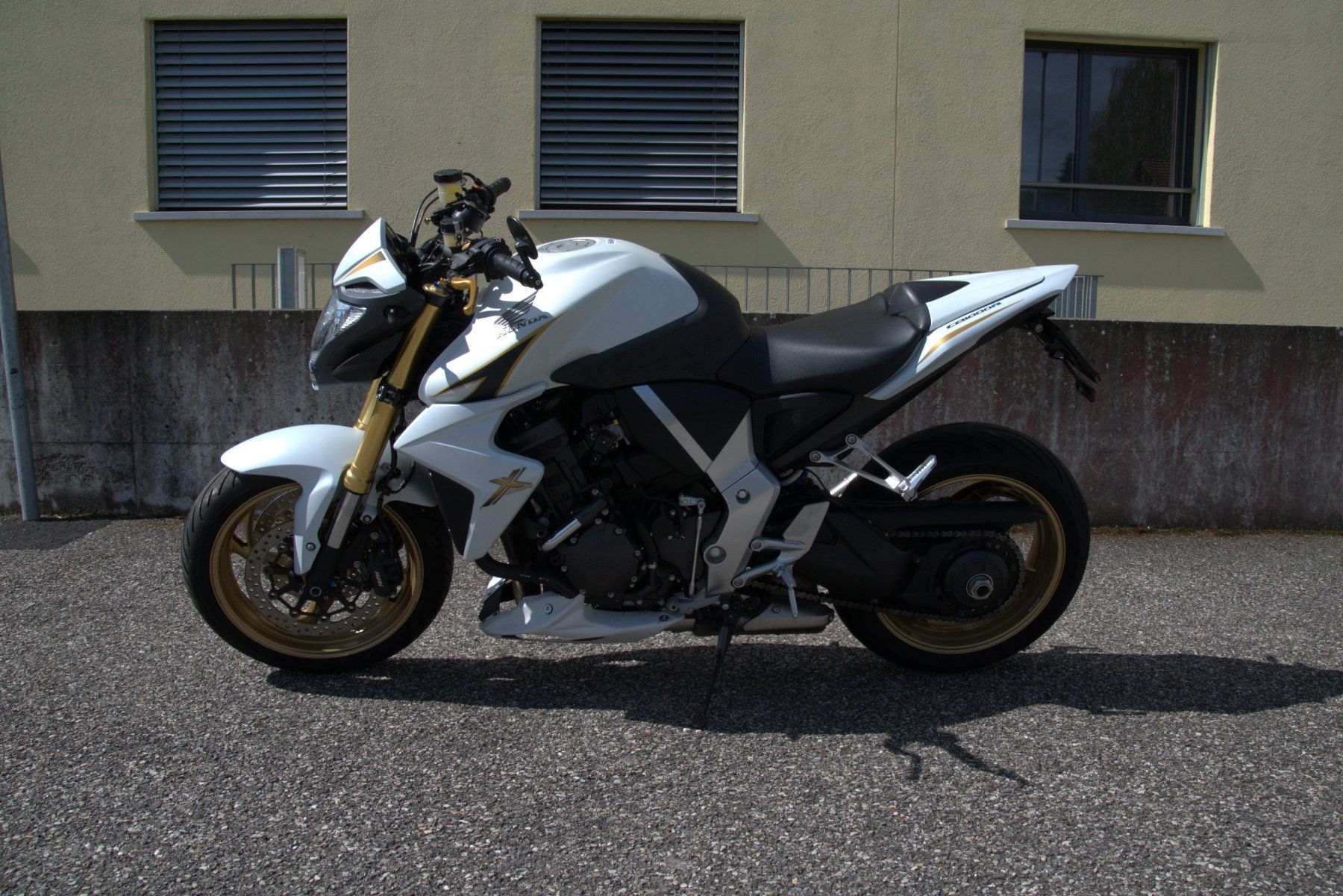Honda Strada: Motorrad Honda CB 1000R – Usato da Oekingen venduto da Blackmurphy6666 1
