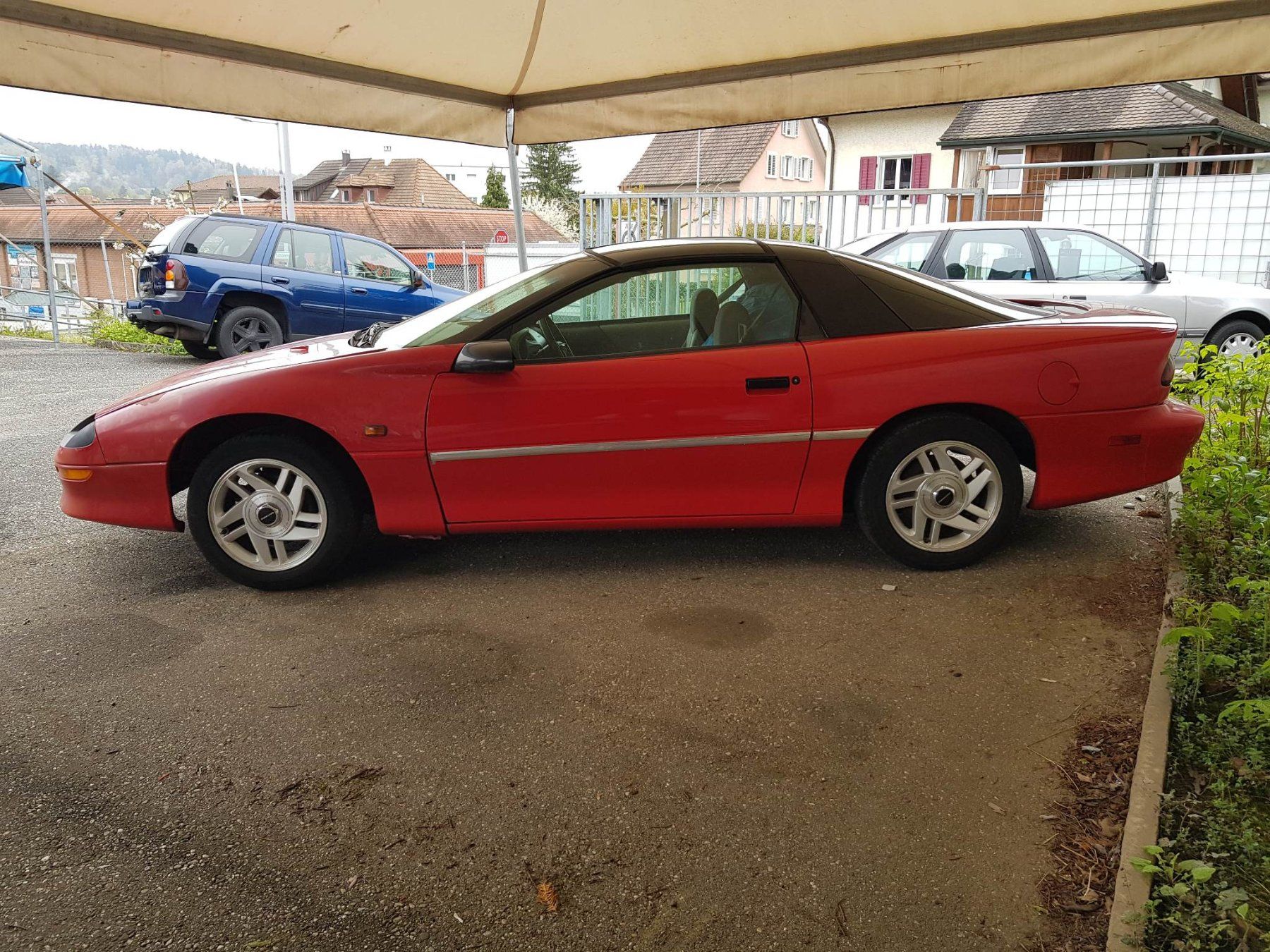 Chevrolet Tutti pezzi di ricambio auto: GM Chevrolet Camaro Ersatzteile – Usato da Niedergösgen venduto da Powermachines