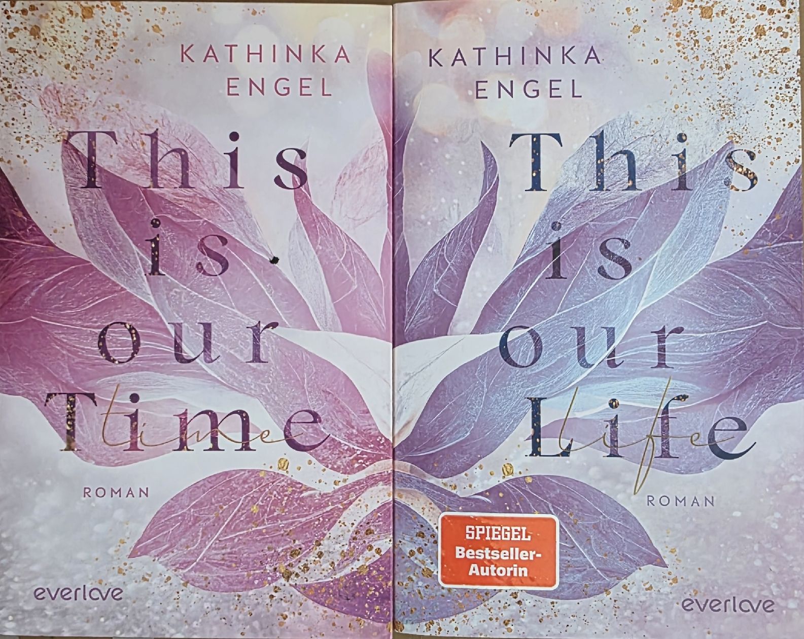 Libri: Bücher "This is our Time" und "This is our Life"  – Usato da Malans GR venduto da Pat800